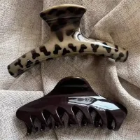 Large Shark Clip Hair Claw Set thumbnail 1