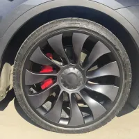 Tesla Model Y 21" Wheel Hub Protectors thumbnail 5