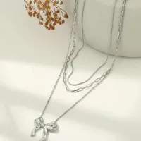 Gold Bow Pendant Necklace Set thumbnail 5