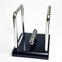 Newton's Cradle Swinging Balls Desk Toy thumbnail 5
