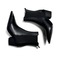 Luxury Designer Pointed Toe Chelsea Ankle Boots thumbnail 5