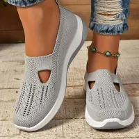 Women's Lightweight Knitted Walking Shoes thumbnail 4