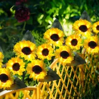 Solar Sunflower Stake Lights thumbnail 2