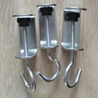 Adhesive Clip Hooks 3-Pack thumbnail 4