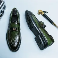 British Style Emerald Pointed Leather Loafers thumbnail 1