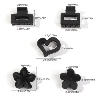 Mini Flower Hair Claw Clips Set thumbnail 5