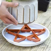 Plant Pot Feet Drainage Risers thumbnail 5