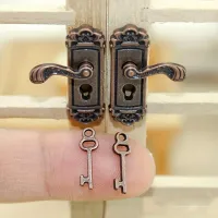 Dollhouse Miniature Lock & Handle Set thumbnail 1