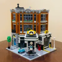 Creative City Street View Corner Garage Building Blocks thumbnail 2