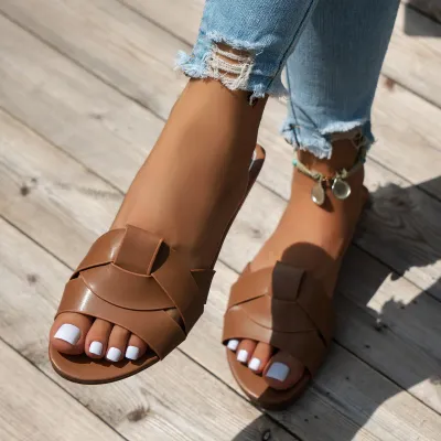2026 New Fashion Luxury Designer Women's Sandals Woven Comfortable Women's Sandals Casual Summer Flat Women's Slippers Big Size