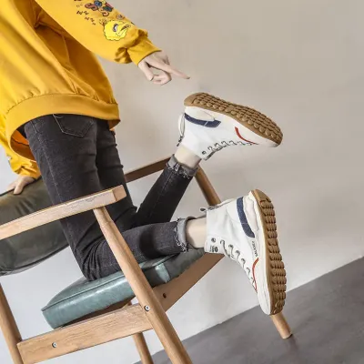 2025 New Spring Hiking Shoes Men Women Slip Resistant Outdoor Boots Couple High Top Hiking Shoes Unisex Waterproof Walking Shoes