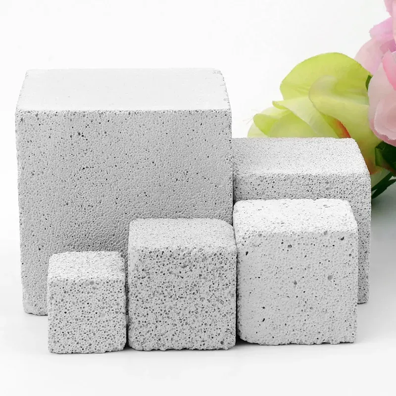 Natural Mineral Teeth Molar Stone for Small Pets 4