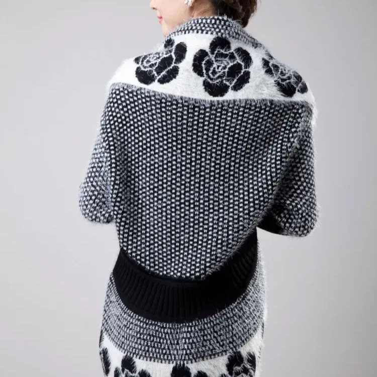 Floral Jacquard Knit Cardigan 2