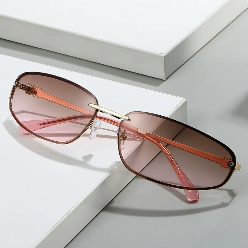 Y2K Cat Eye Mirrored Sunglasses 4