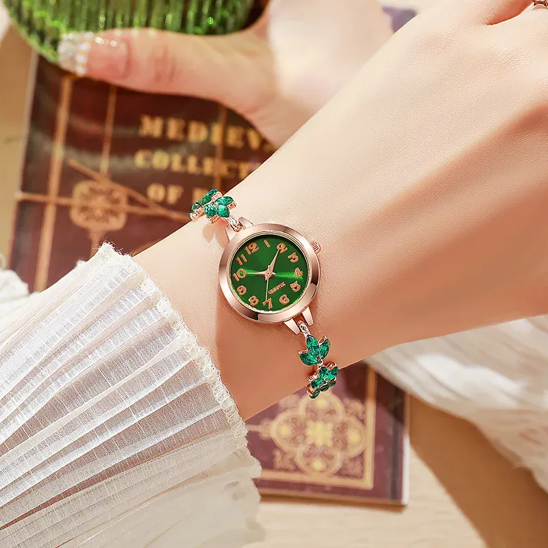 Elegant Arabic Dial Watch with Rhinestone Strap 5