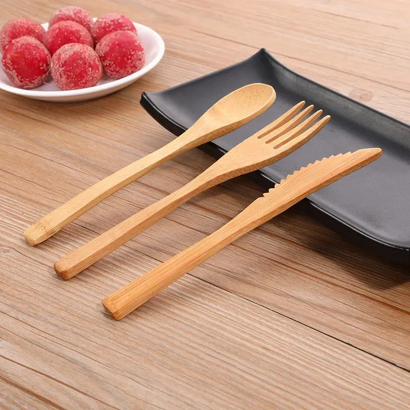 Bamboo Wooden Dinnerware Set (3-Piece) 4
