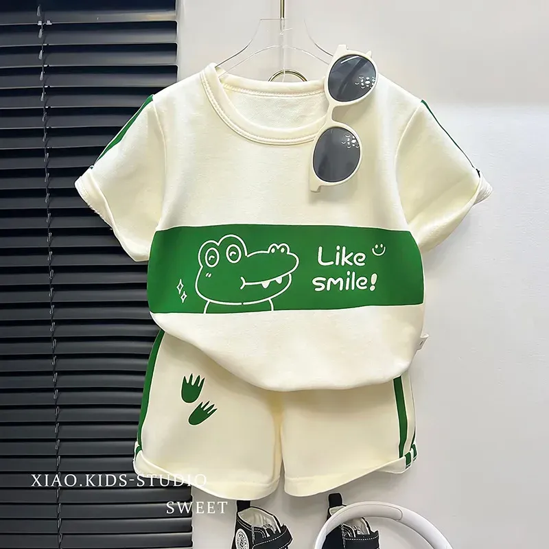 Kids Striped T-Shirt & Shorts Set 4