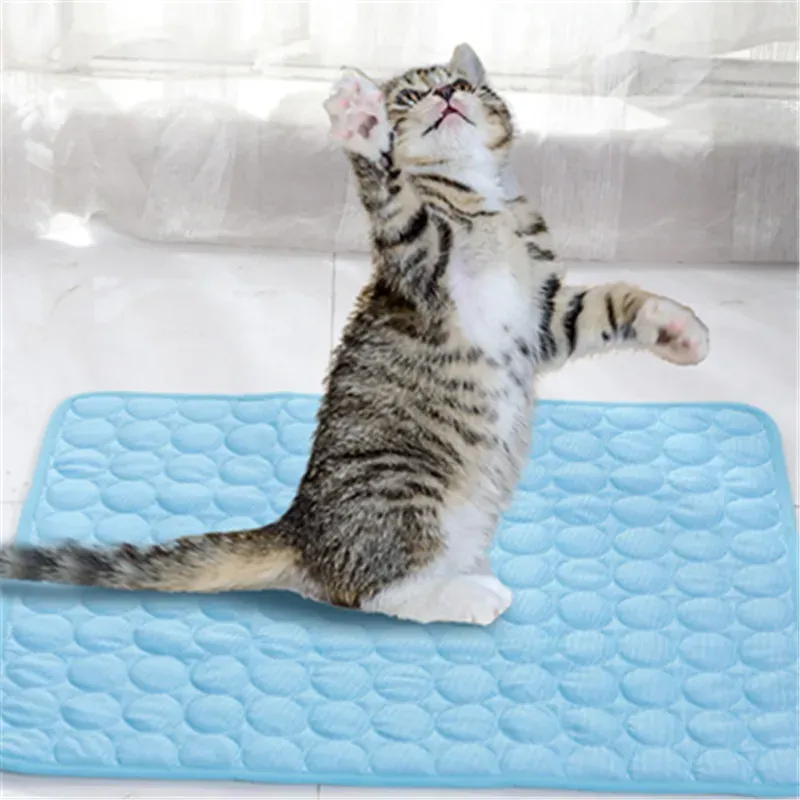 Breathable Pet Cooling Mat 3