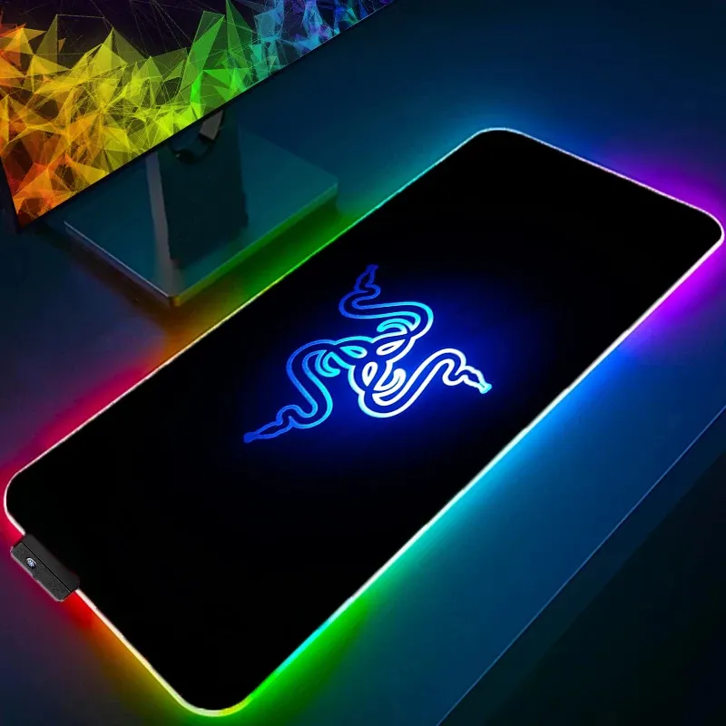 Razer RGB LED Extended Gaming Mouse Pad 2