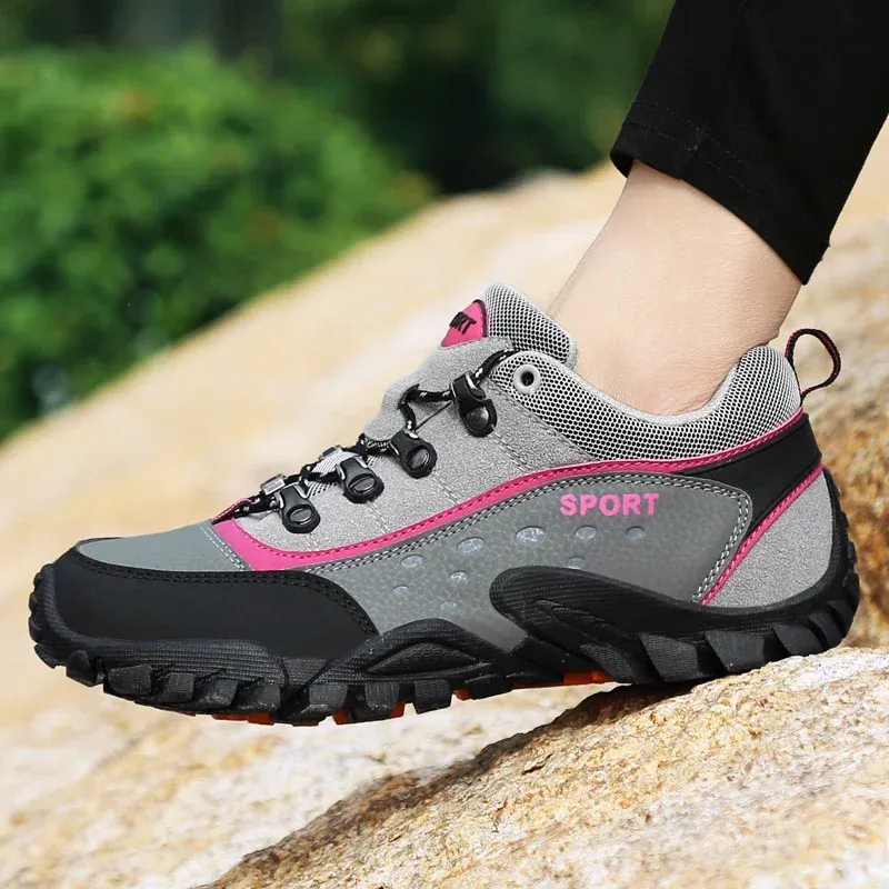 Lightweight Couples Hiking Shoes 4