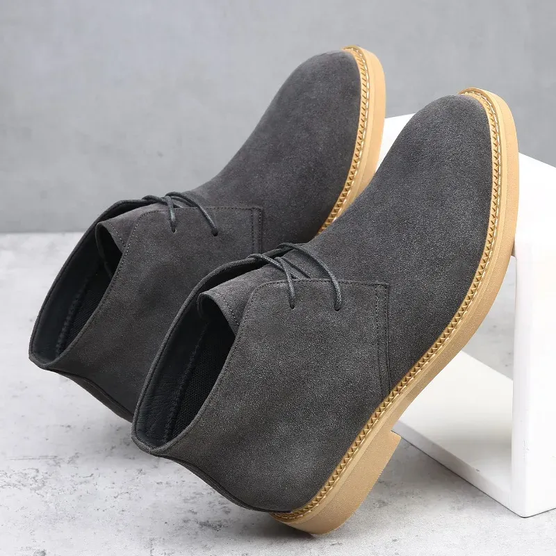 Men's Suede Pointed Chelsea Boots 3