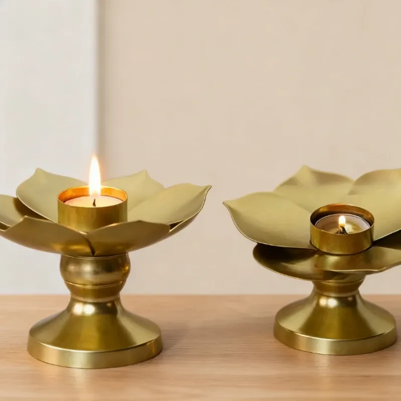 Nordic Lotus Metal Candlestick Holder 2