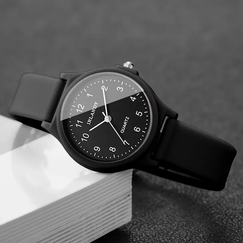 Arabic Dial Watch for Women – Minimalist Silicone Strap 5