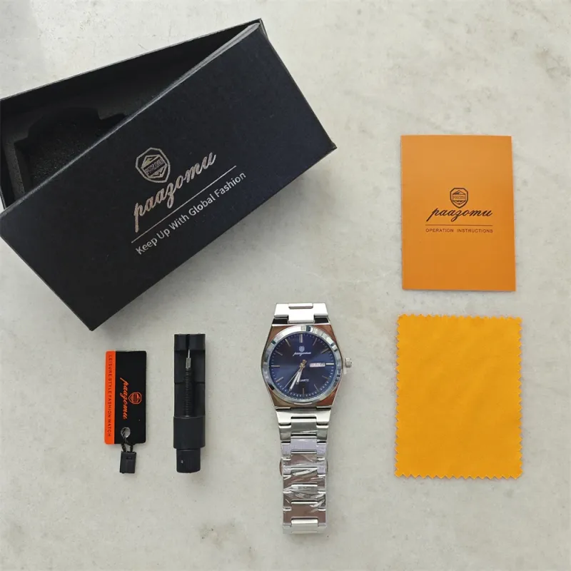 Ultra Thin Quartz Watch with Luminous Dial 2