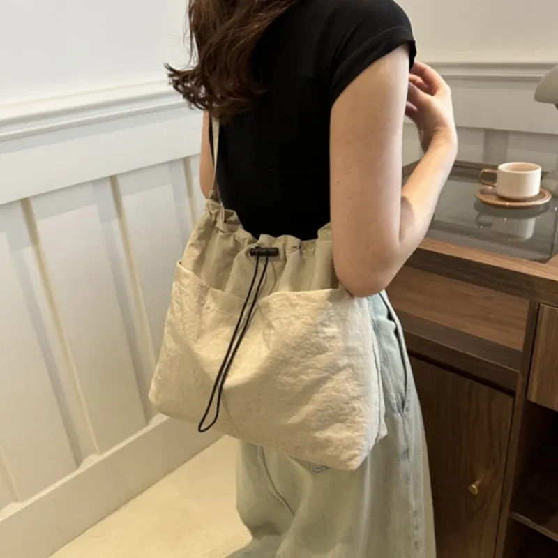Large Capacity Women's Shoulder Bag 2