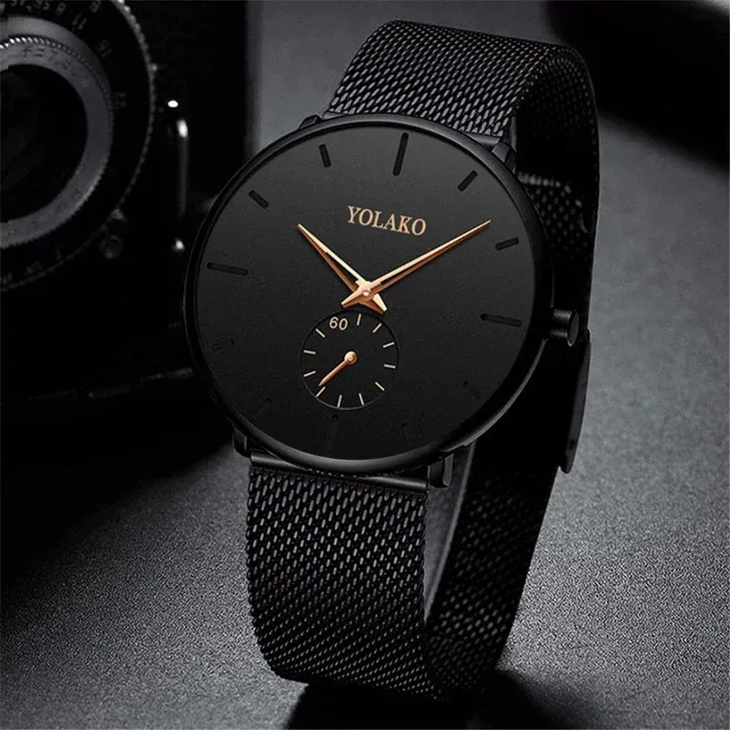 Minimalist Quartz Watch for Men 1