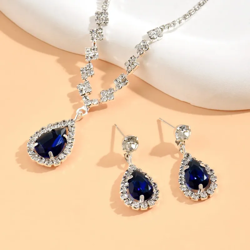 Luxury Zircon Stud Earrings & Necklace Set 5