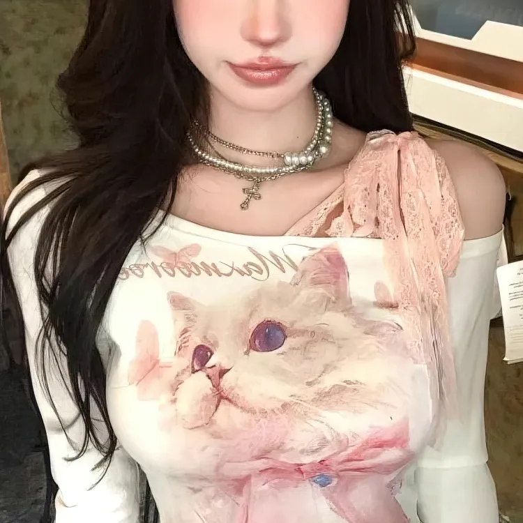 Y2K Cat Print Off-Shoulder T-Shirt 2