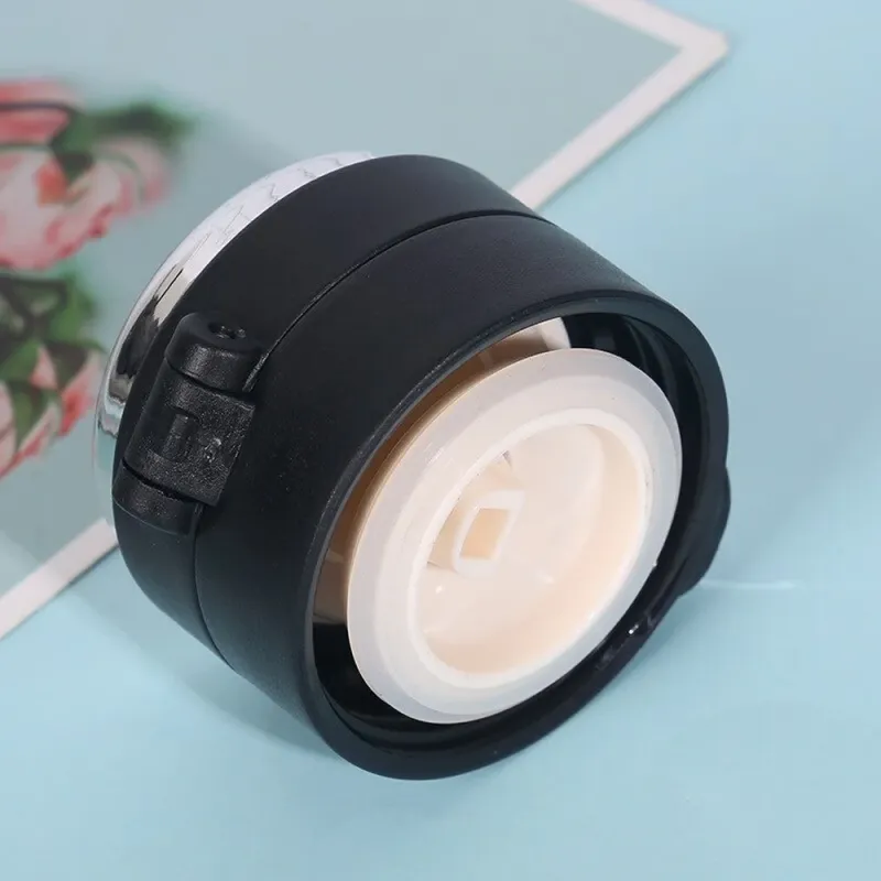 Smart Thermos with Digital Temperature Display 4