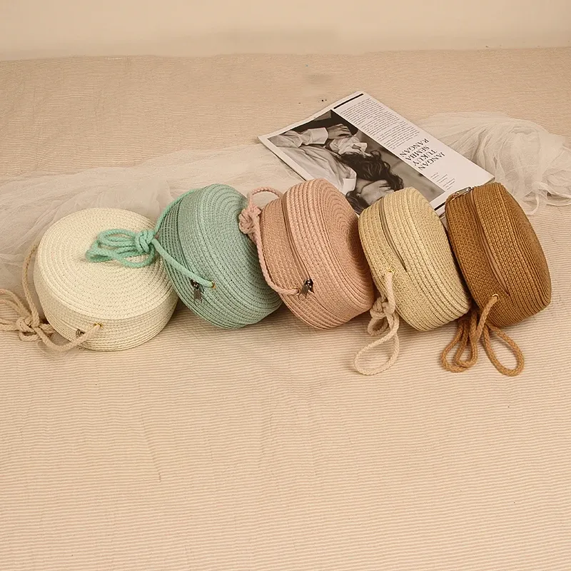 Summer Round Straw Crossbody Bag 4