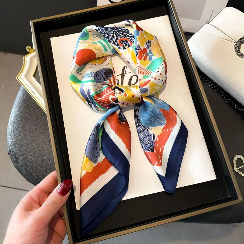 Luxury Horse Pattern Silk Scarf 1