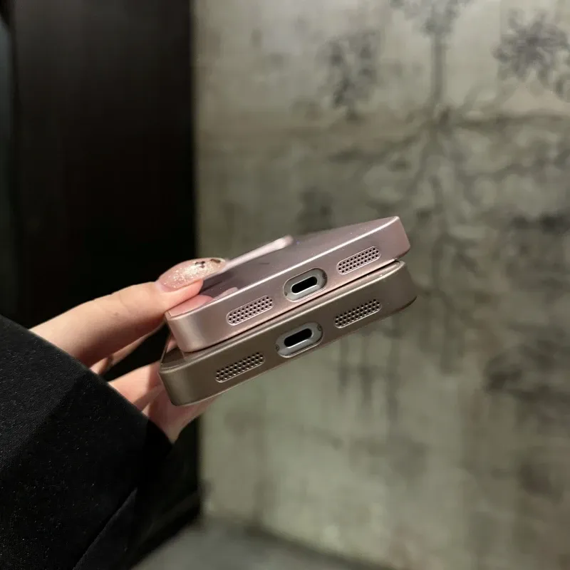 Magnetic Glitter Aurora Phone Case 5