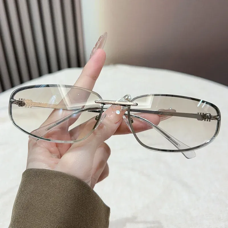 Y2K Cat Eye Mirrored Sunglasses 3