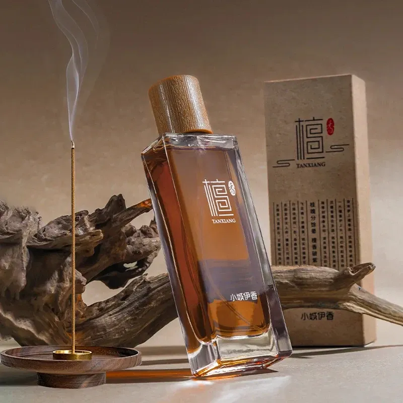 Sandalwood Eau de Toilette 50ml 3