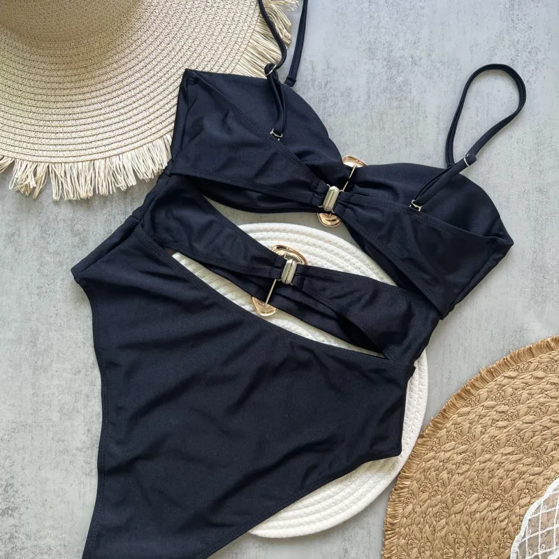 Metal Ring Cut Out Bandeau One Piece Swimsuit 2