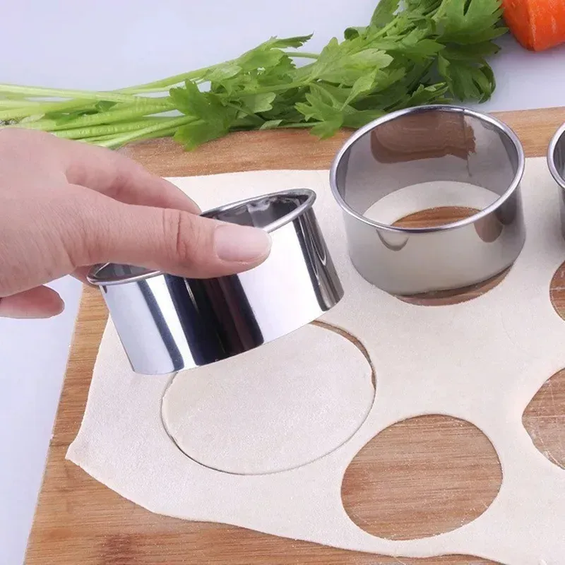 Round Stainless Steel Biscuit & Dumpling Mold Set 1
