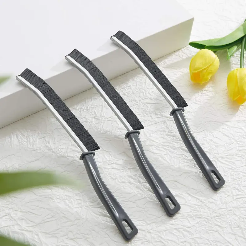 Multifunctional Crevice Gap Cleaning Brush 1