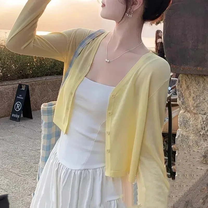 Women's V-Neck Knit Cardigan Sweater 1