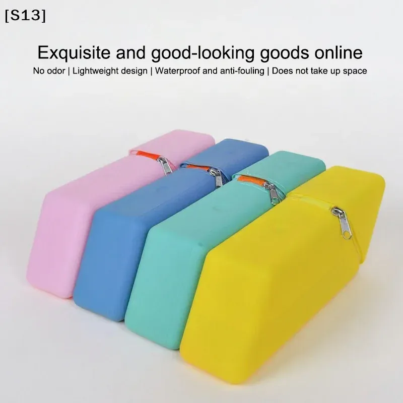 Foldable Silicone Pen Holder 2