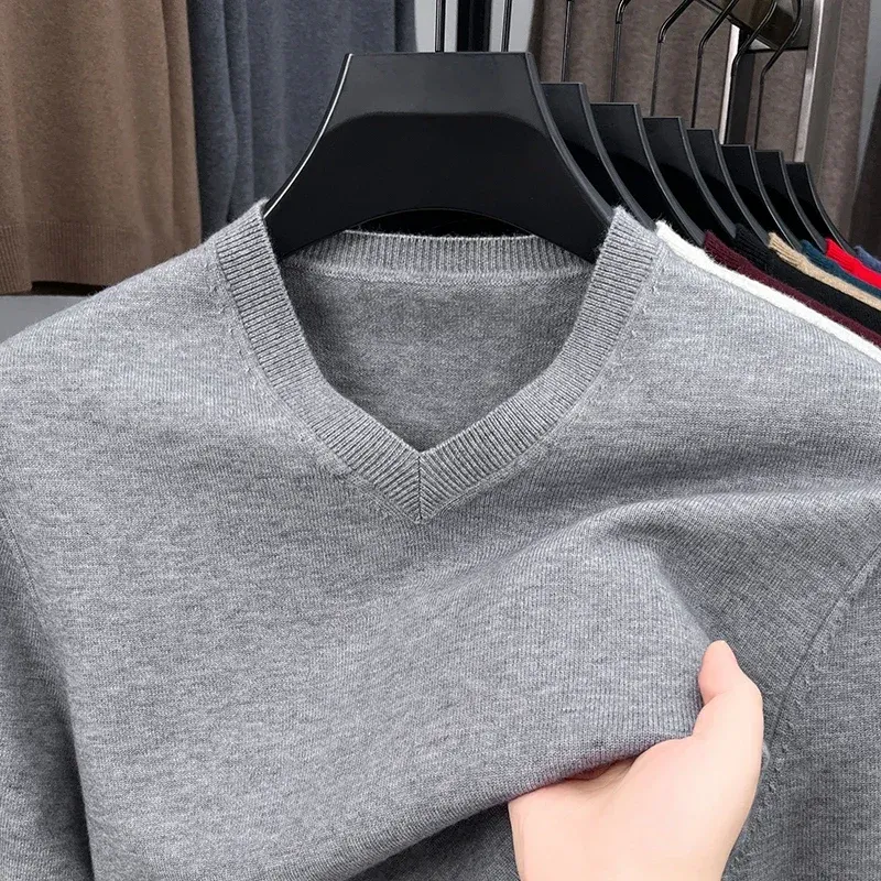 Men's V-Neck Knitted Oversized Pullover Sweater 3