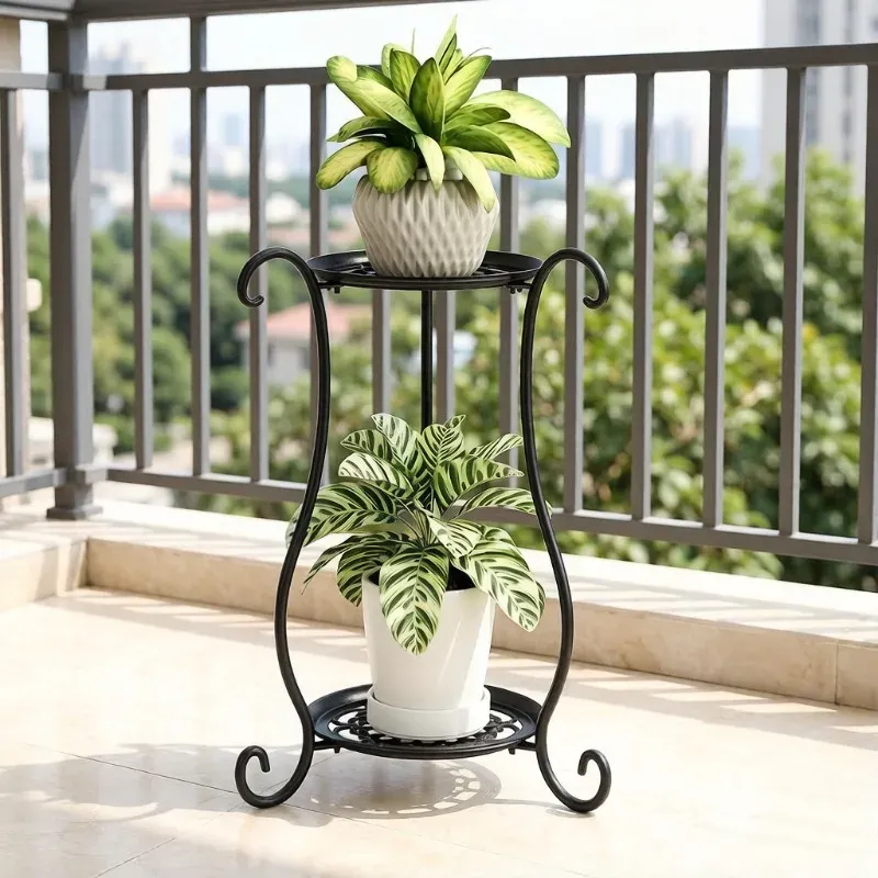Elegant Metal Flower Stand 3
