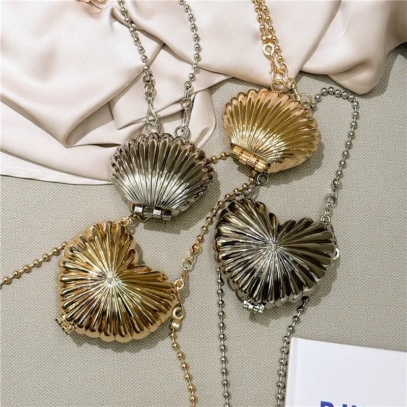 Golden Silver Heart Pattern Evening Clutch 5