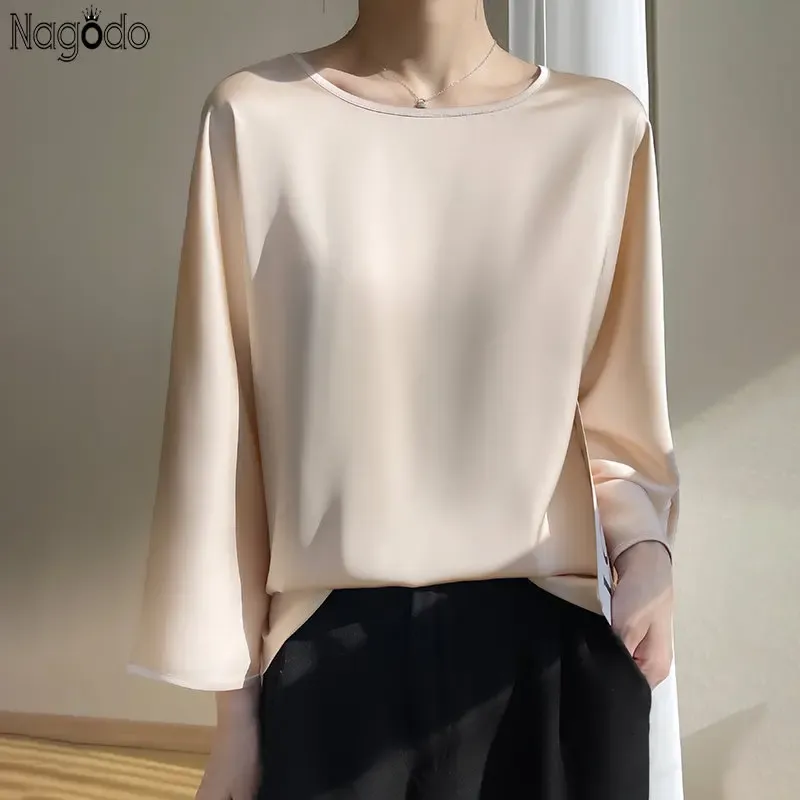 Plus Size Silk Satin O-Neck Blouse 4