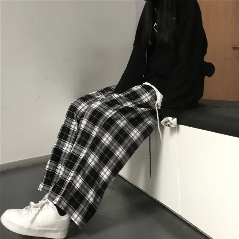 Black Checkered Wide Leg Sports Pants 2