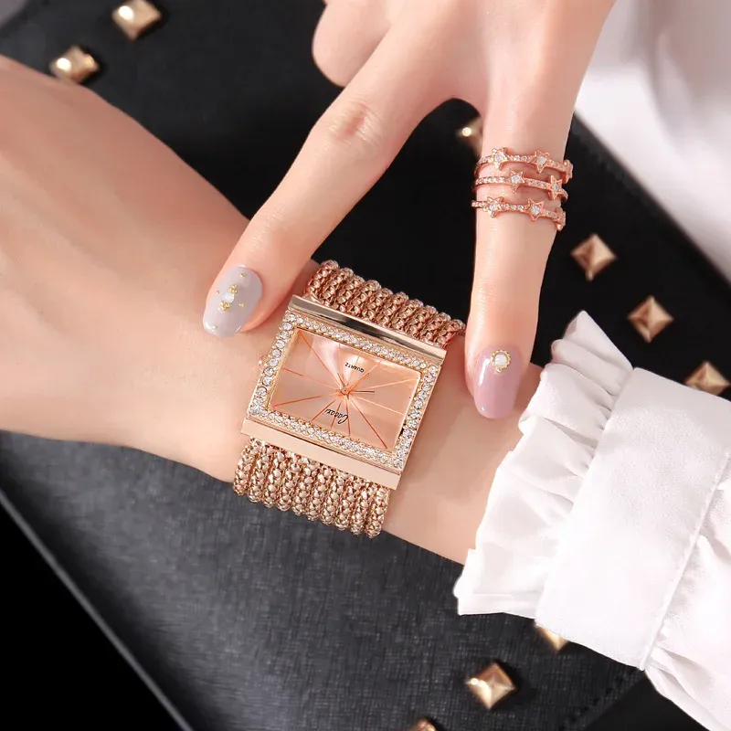 Diamond Bracelet Quartz Watch for Women 4