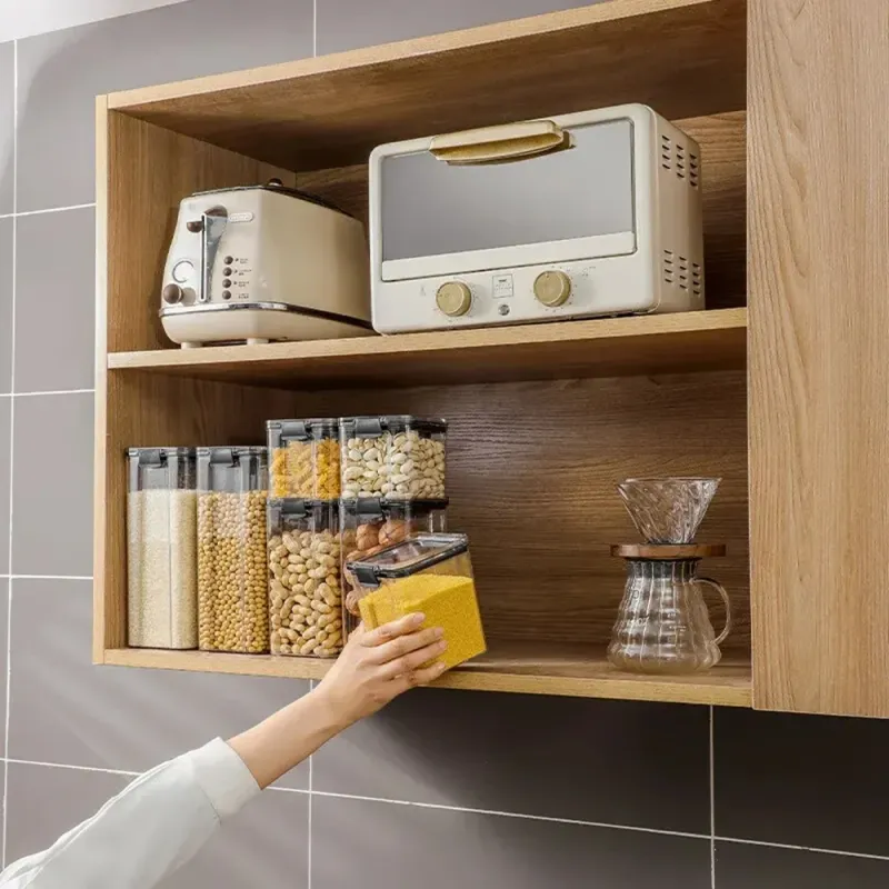 Clear Food Storage Containers with Lids 4